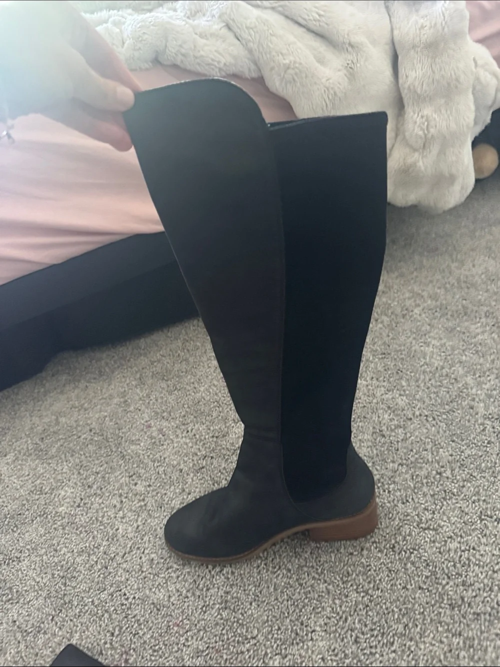 Lucky Brand Black Women's Knee-High Stretch Boots - Classic Sleek Design